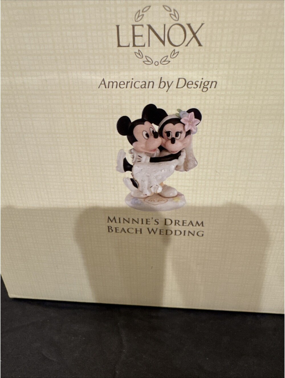 New Lenox Disney Minnie's Dream Beach Wedding Figurine Cake Topper 5” H